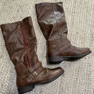 Woman’s brown boots